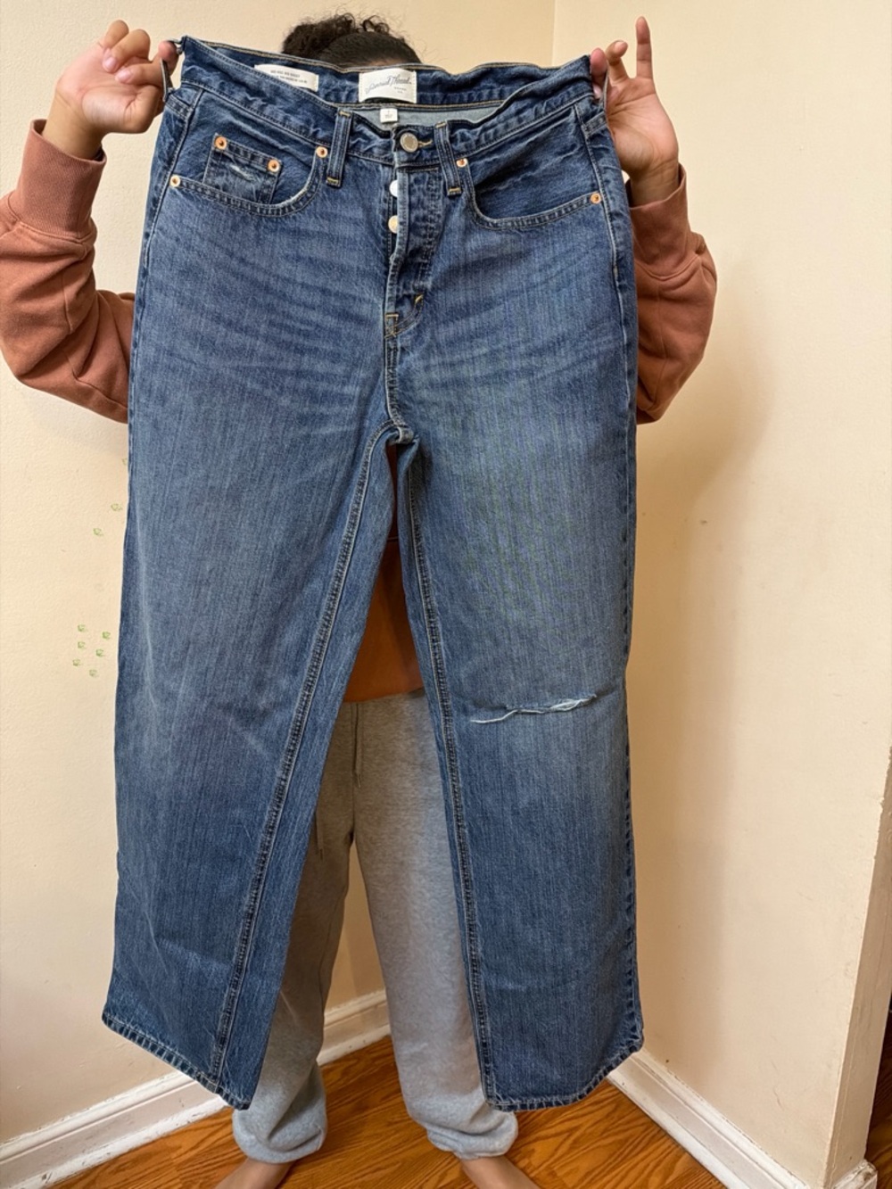 Classic Mid-Rise Blue Women's Jeans New without tag